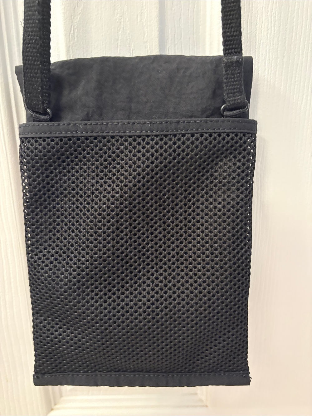 Y-3 Yohji Yamamoto Adidas Black Crinkle Nylon  Crossbody Pouch, Unizex techware - Picture 6 of 11